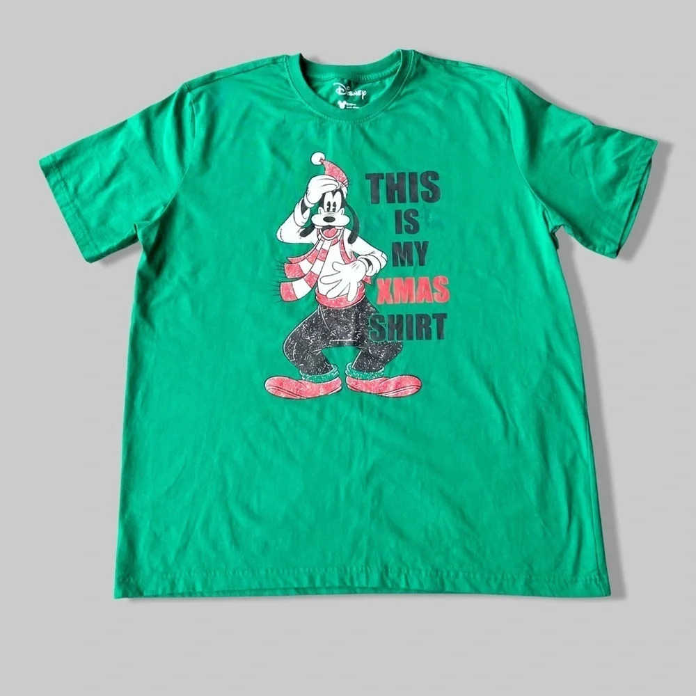 Disney  Goofy Christmas Short Sleeve Top
